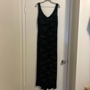 Elegant Black Floral Maxi Dress